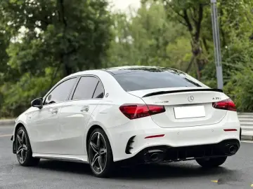 2025 Mercedes-Benz A-Класс AMG с пробегом 8 000 км