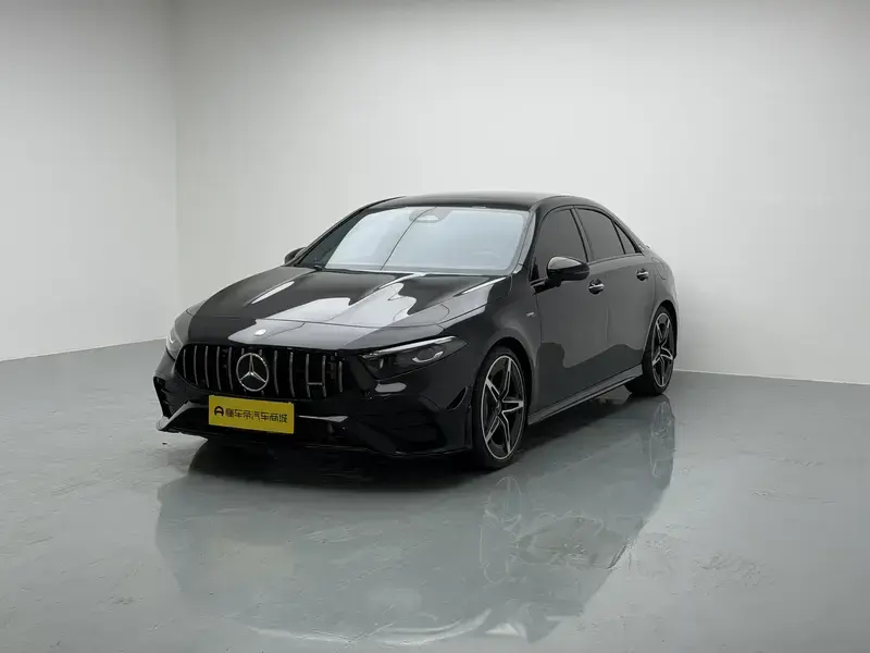 2025 Mercedes-Benz A-Класс AMG с пробегом 5 200 км