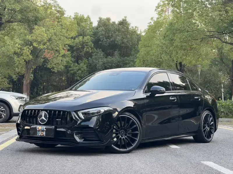2022 Mercedes-Benz A-Класс AMG с пробегом 41 000 км