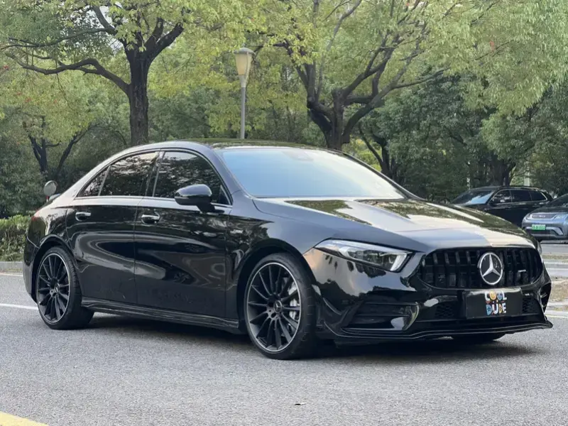2022 Mercedes-Benz A-Класс AMG с пробегом 41 000 км