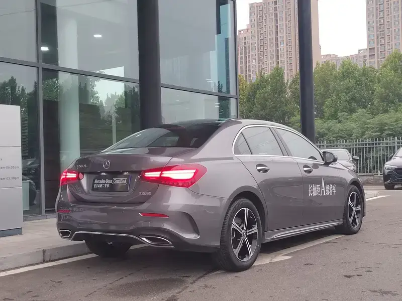 2023 Mercedes-Benz A-Класс с пробегом 55 000 км