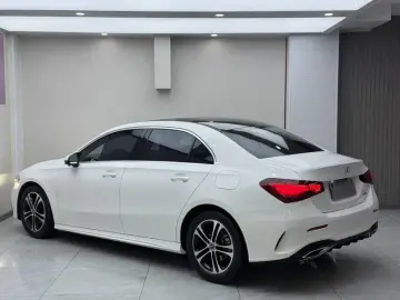 2023 Mercedes-Benz A-Класс с пробегом 20 600 км