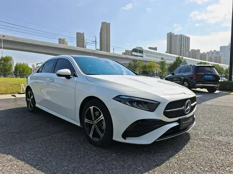 2025 Mercedes-Benz A-Класс с пробегом 20 000 км