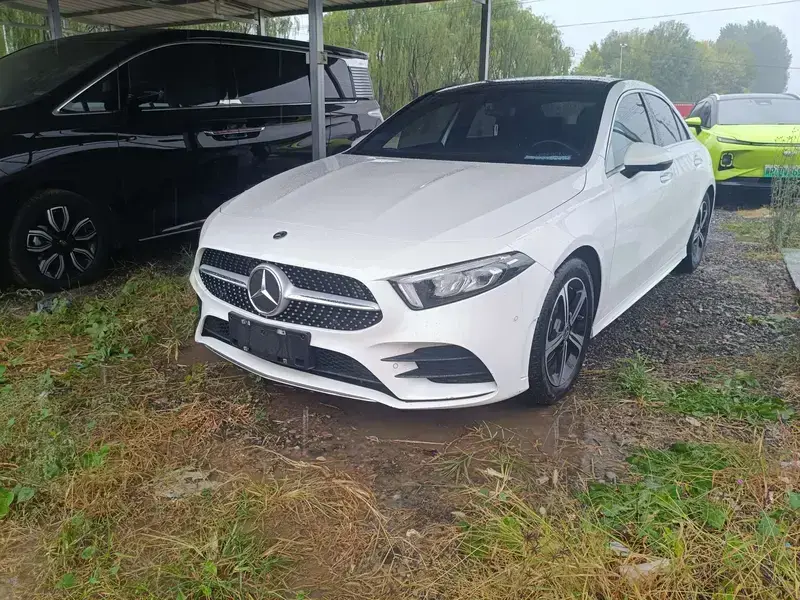 2022 Mercedes-Benz A-Класс с пробегом 46 000 км