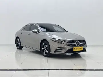 2022 Mercedes-Benz A-Класс с пробегом 31 600 км