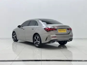 2022 Mercedes-Benz A-Класс с пробегом 31 600 км