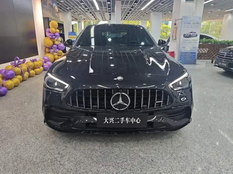 2026 Mercedes-Benz C-Класс AMG с пробегом 300 км