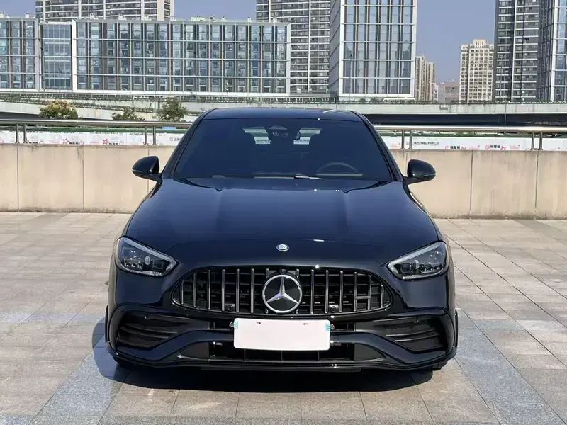 2026 Mercedes-Benz C-Класс AMG с пробегом 1 800 км