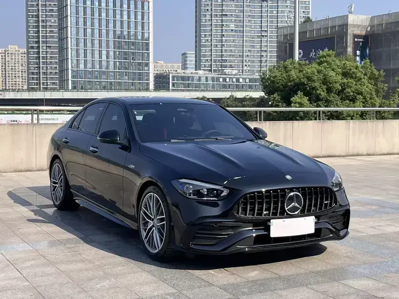 2026 Mercedes-Benz C-Класс AMG с пробегом 1 800 км