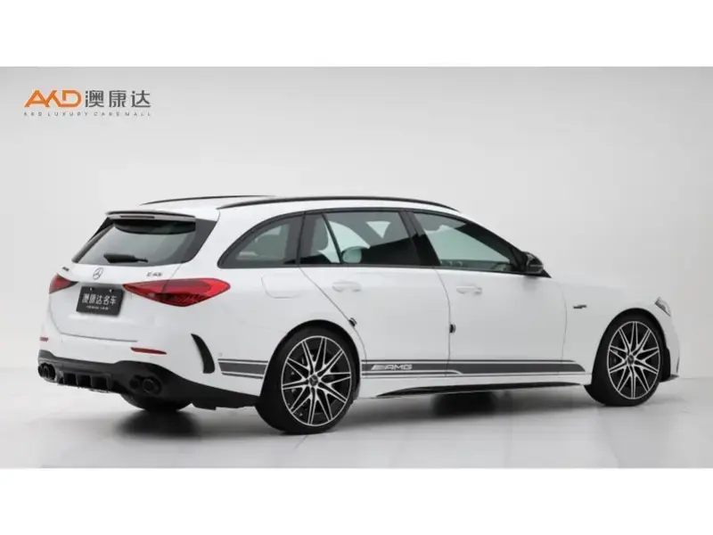 2024 Mercedes-Benz C-Класс AMG с пробегом 9 100 км
