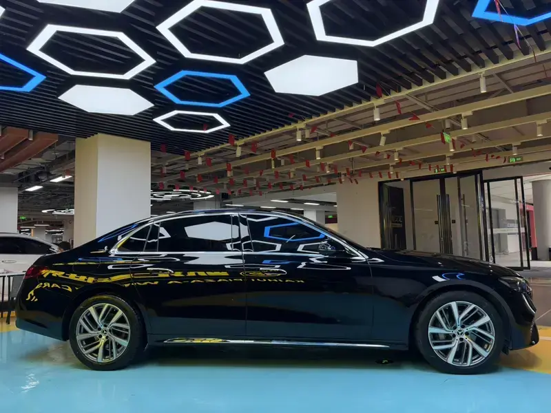 2024 Mercedes-Benz E-Класс с пробегом 31 000 км