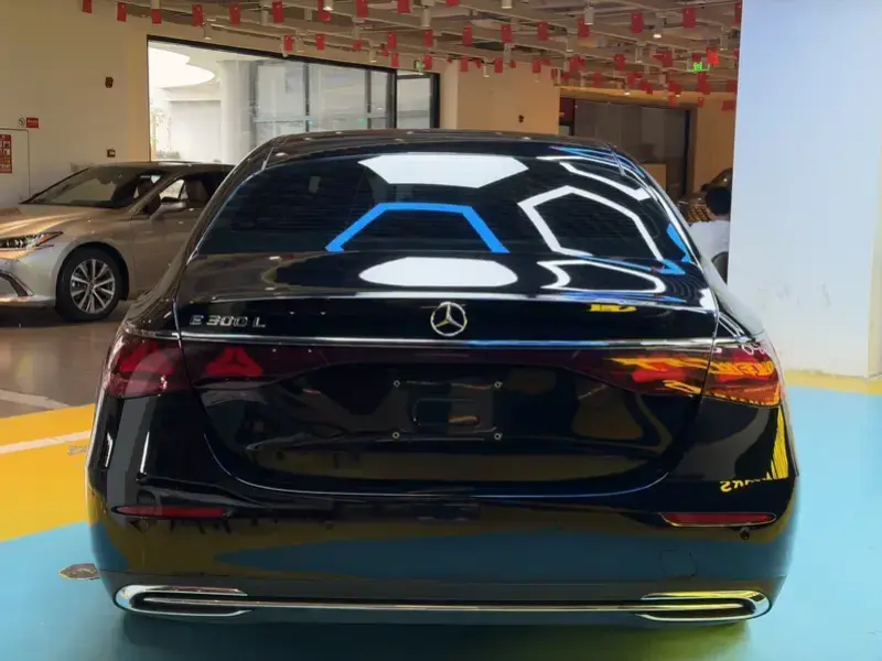 2024 Mercedes-Benz E-Класс с пробегом 55 000 км
