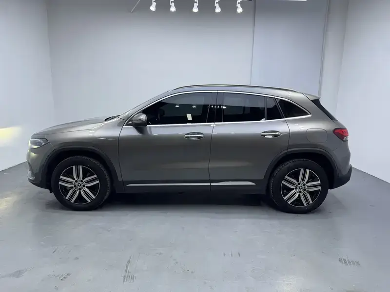2023 Mercedes-Benz EQA с пробегом 33 600 км