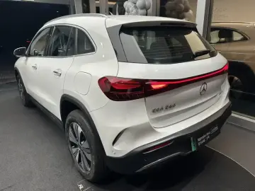 2023 Mercedes-Benz EQA с пробегом 16 000 км