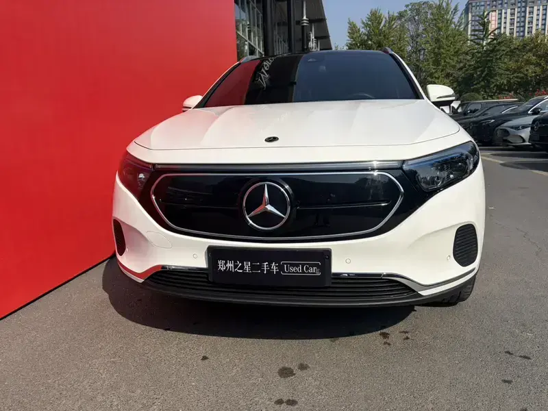 2023 Mercedes-Benz EQA с пробегом 70 000 км