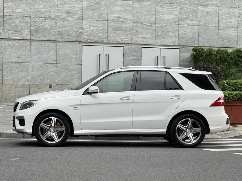 2014 Mercedes-Benz M-Класс AMG с пробегом 100 000 км