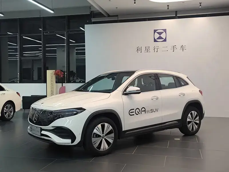 2025 Mercedes-Benz EQA с пробегом 41 500 км
