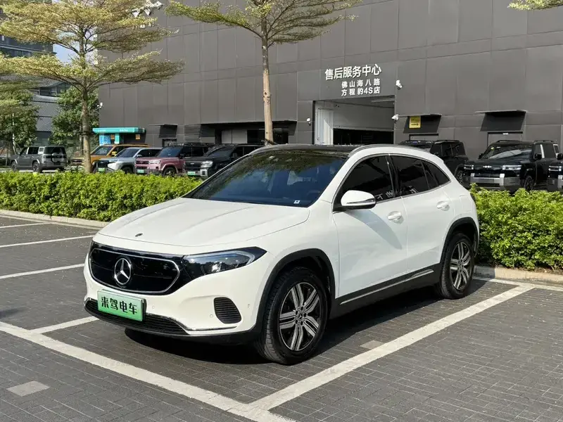 2023 Mercedes-Benz EQA с пробегом 38 000 км