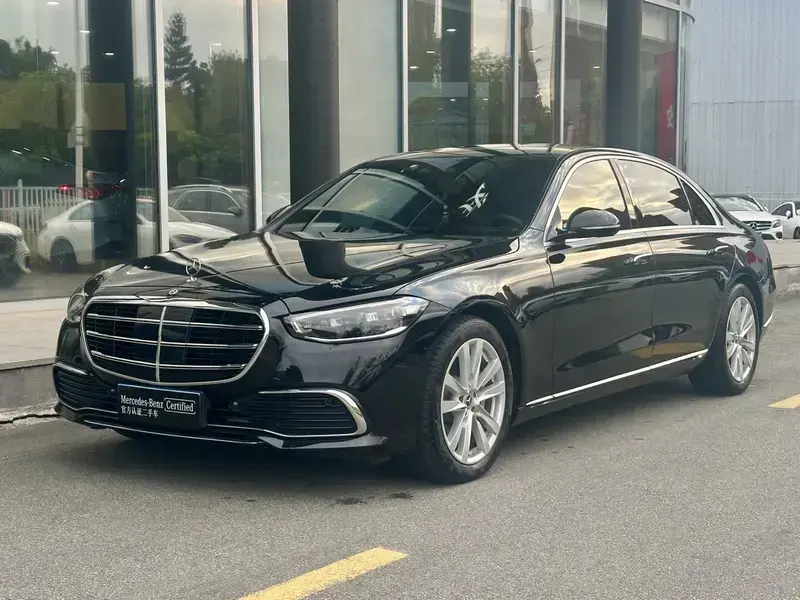 2026 Mercedes-Benz S-Класс с пробегом 12 000 км