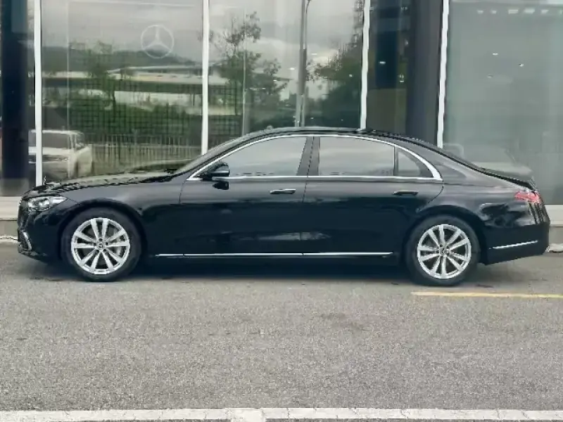 2026 Mercedes-Benz S-Класс с пробегом 12 000 км