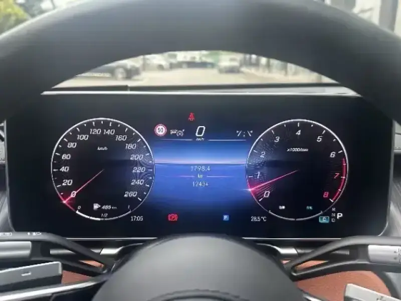 2026 Mercedes-Benz S-Класс с пробегом 12 000 км