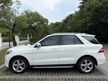 2015 Mercedes-Benz M-Класс с пробегом 120 000 км