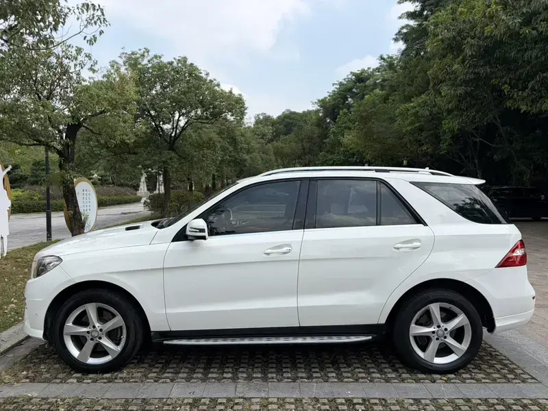 2015 Mercedes-Benz M-Класс с пробегом 120 000 км