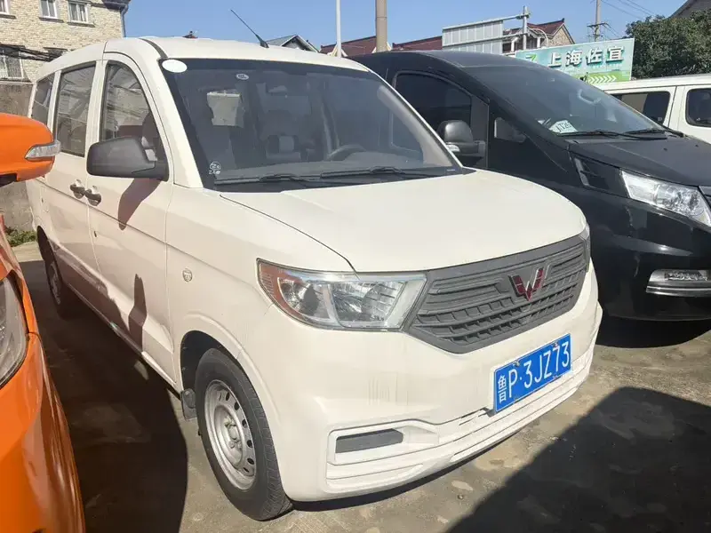 2021 Wuling Hongguang V с пробегом 100 000 км