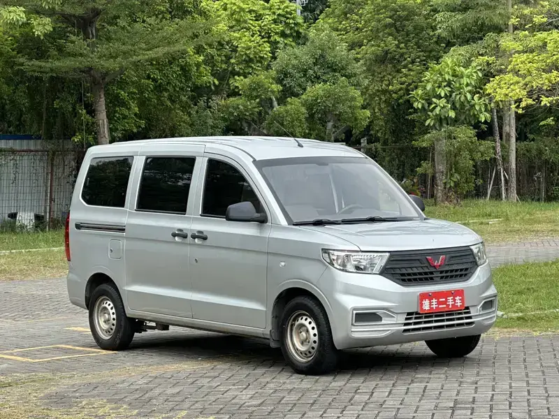 2019 Wuling Hongguang V с пробегом 64 000 км