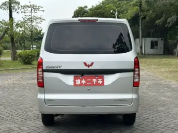 2019 Wuling Hongguang V с пробегом 64 000 км