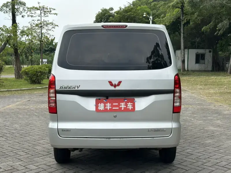 2019 Wuling Hongguang V с пробегом 64 000 км