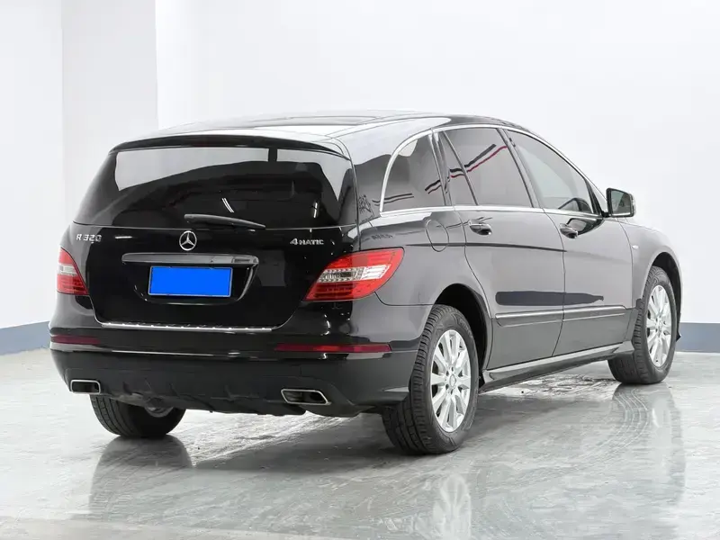 2017 Mercedes-Benz R-Класс с пробегом 100 000 км