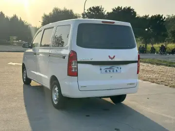 2022 Wuling Hongguang V с пробегом 29 000 км