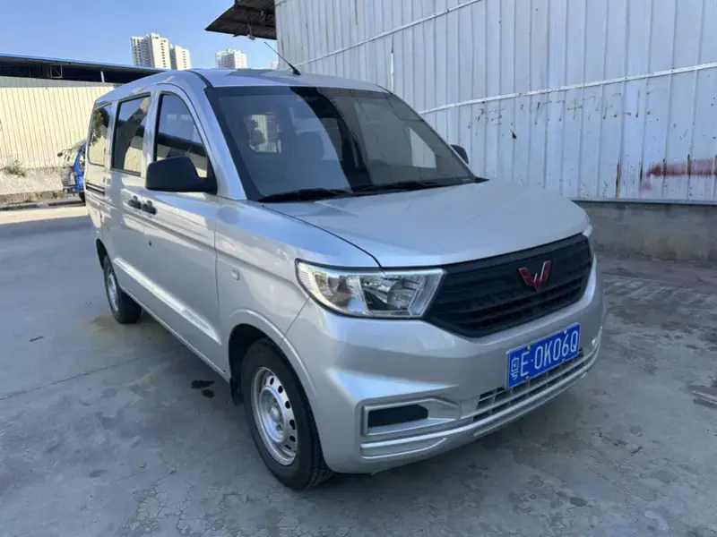2025 Wuling Hongguang V с пробегом 50 000 км