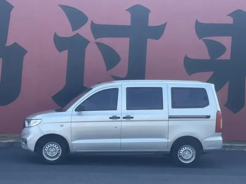 2021 Wuling Hongguang V с пробегом 65 000 км