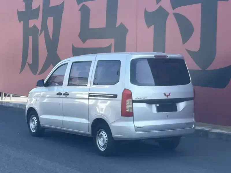 2021 Wuling Hongguang V с пробегом 65 000 км