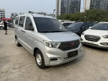 2019 Wuling Hongguang V с пробегом 43 000 км