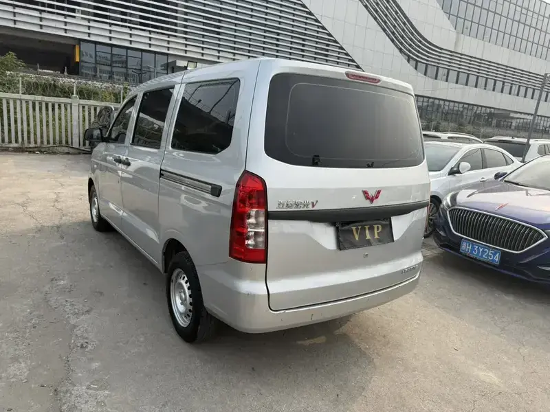 2019 Wuling Hongguang V с пробегом 43 000 км
