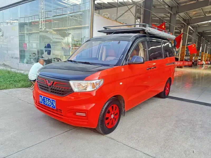 2020 Wuling Hongguang V с пробегом 30 000 км