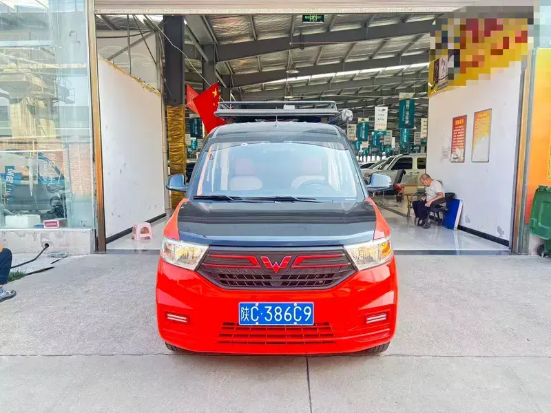 2020 Wuling Hongguang V с пробегом 30 000 км