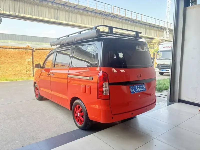 2020 Wuling Hongguang V с пробегом 30 000 км