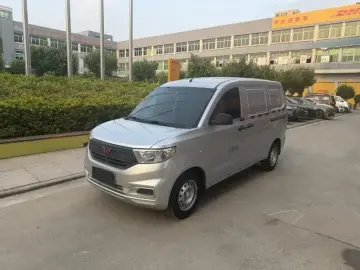 2022 Wuling Hongguang V с пробегом 95 000 км