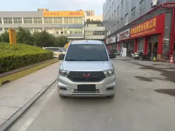 2022 Wuling Hongguang V с пробегом 95 000 км