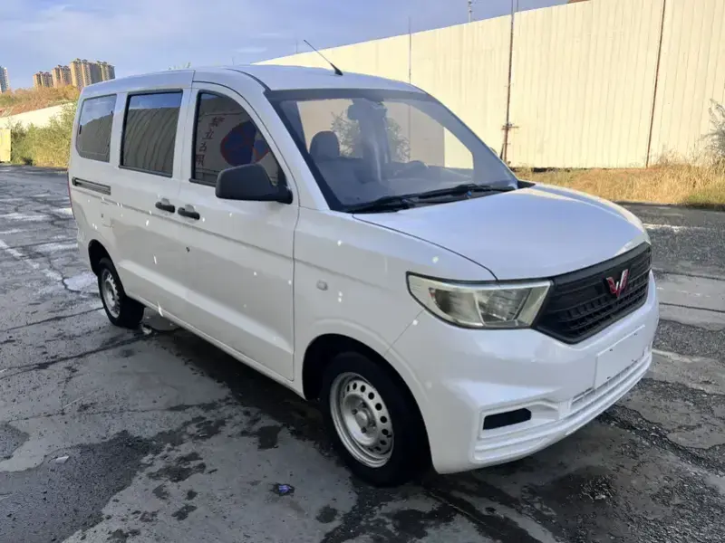 2021 Wuling Hongguang V с пробегом 72 000 км
