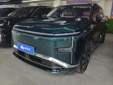 Wuling Starlight L