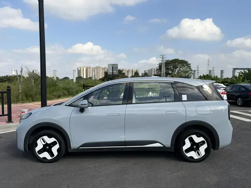 2024 Arcfox Koala S с пробегом 46 000 км