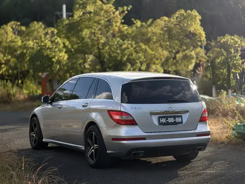 2011 Mercedes-Benz R-Класс с пробегом 121 000 км