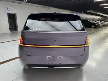 2023 Baojun Cloud с пробегом 65 000 км