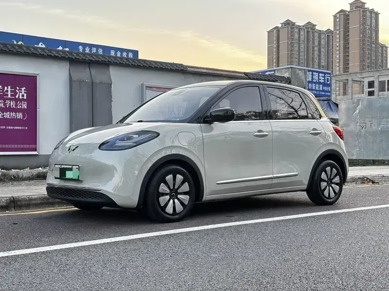 2023 Wuling Binguo с пробегом 40 000 км