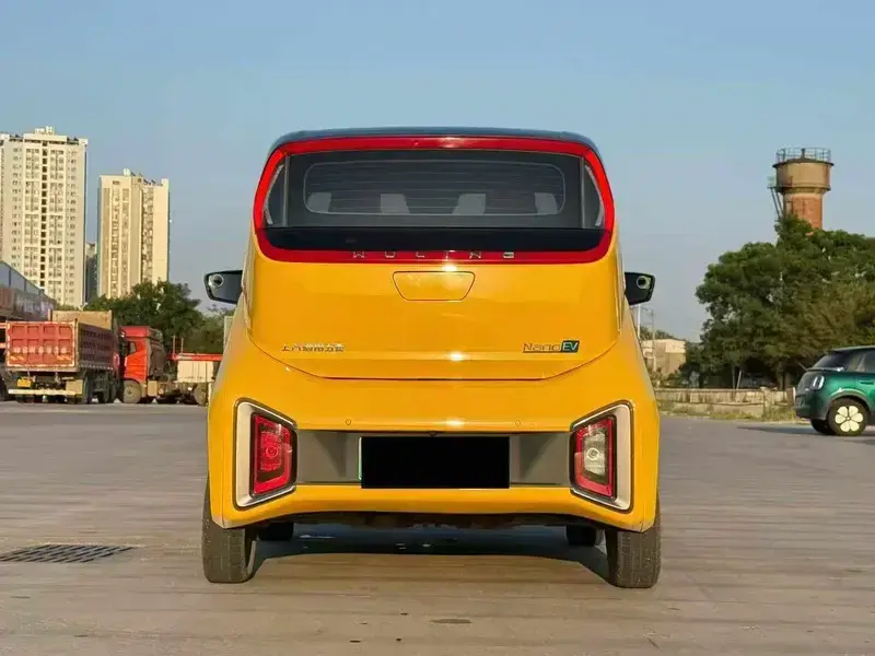 2021 Wuling Nano EV с пробегом 80 000 км